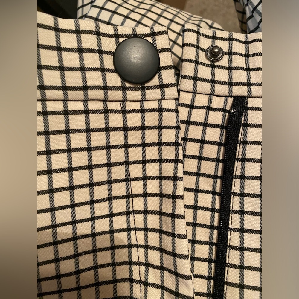 ZARA CREAM & BLACK LEGGING PANTS - Picture 5 of 6